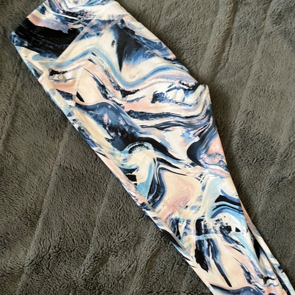 Fabletics - Picture 4 of 4